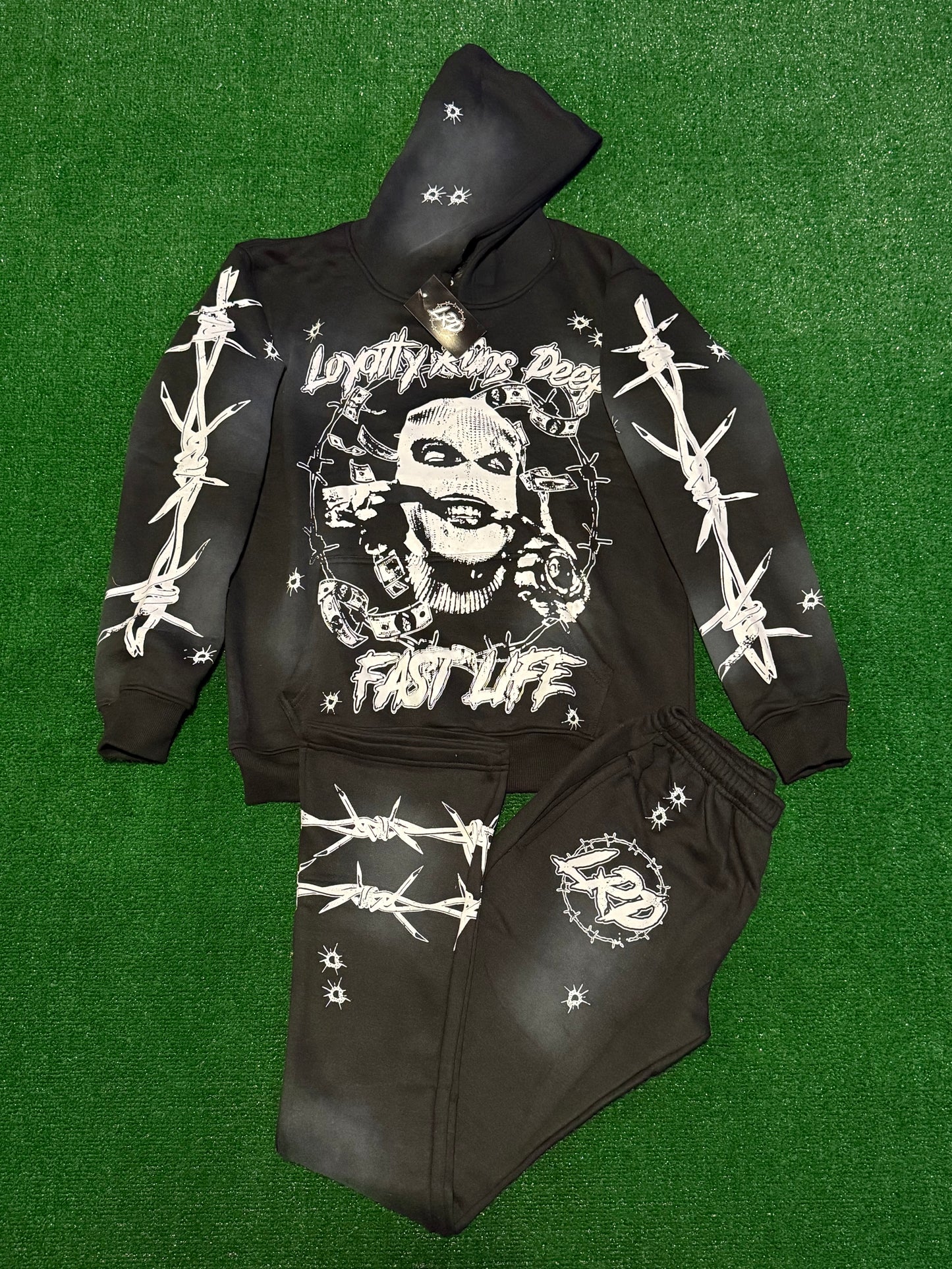 Fast Life flared outfit