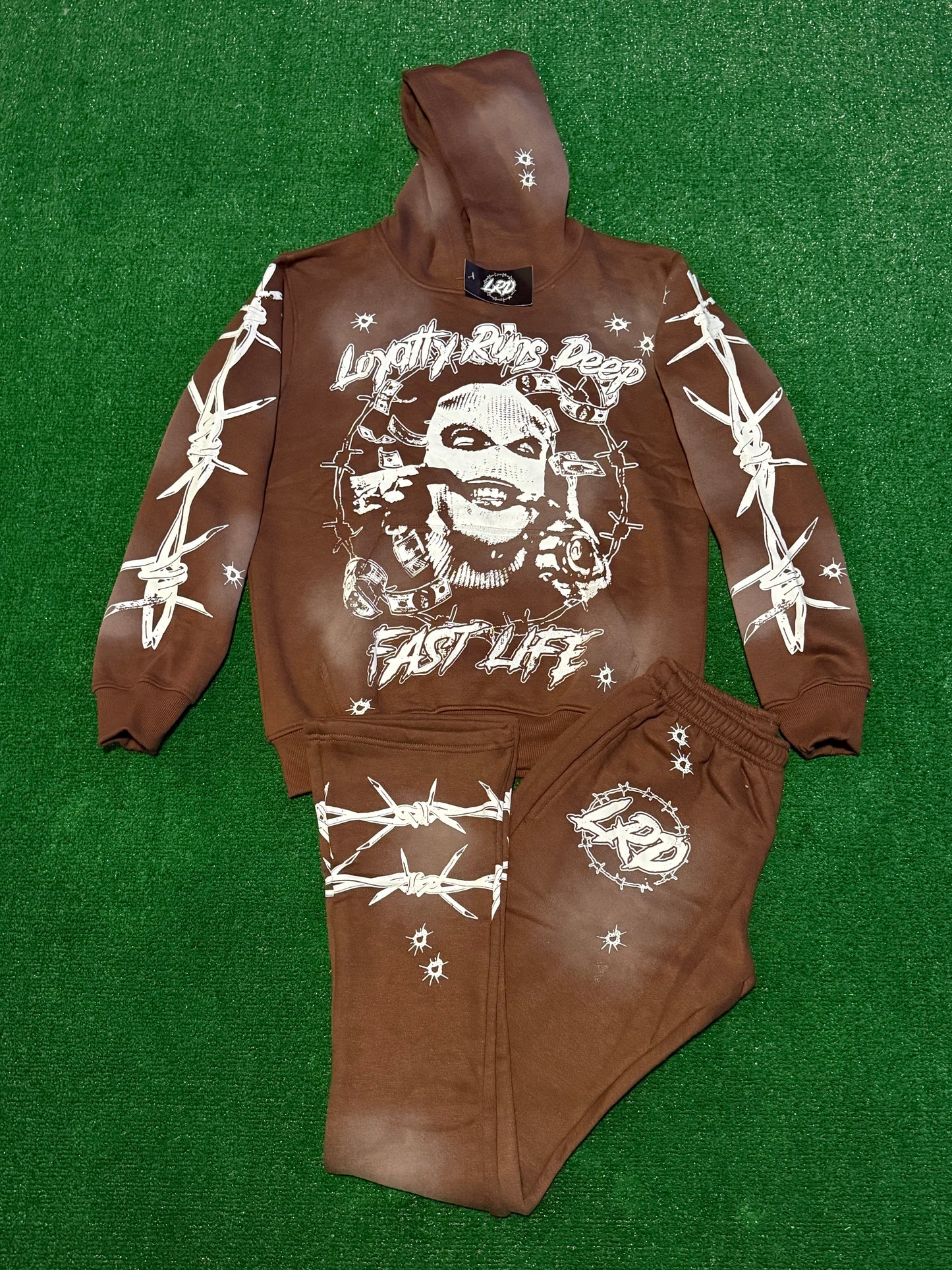 Fast Life flared outfit